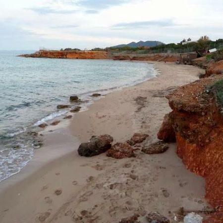 Sunshine'S House Near The Beach, 10 Min From The Airport Artemida  Exterior foto