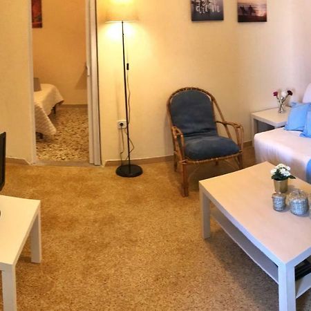 Sunshine'S House Near The Beach, 10 Min From The Airport Artemida  Exterior foto